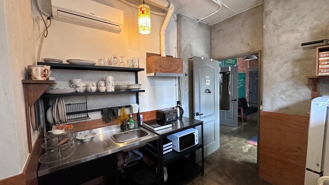 Hongdae Guesthouse Pajamaparty Сеул Екстериор снимка
