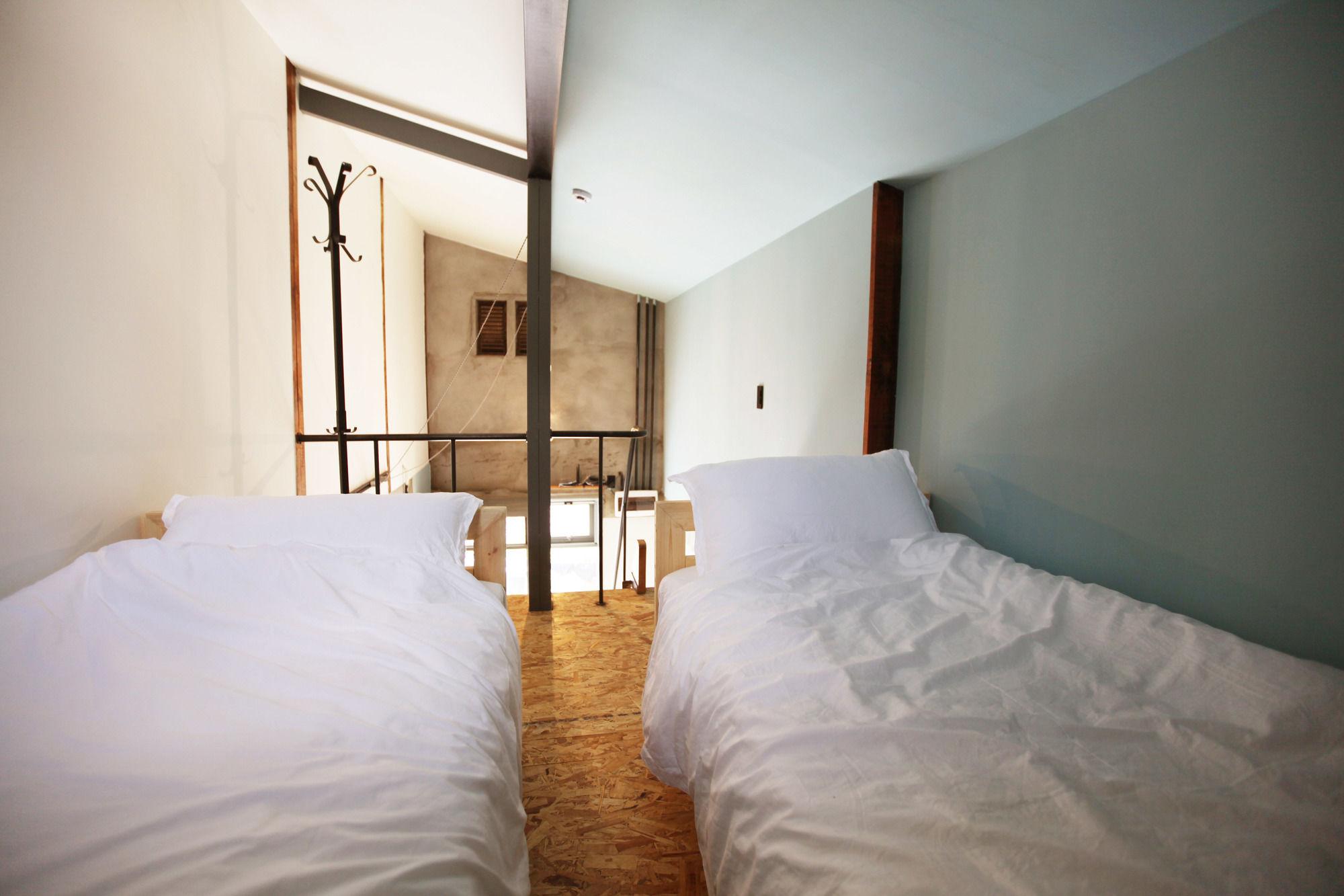 Hongdae Guesthouse Pajamaparty Сеул Екстериор снимка
